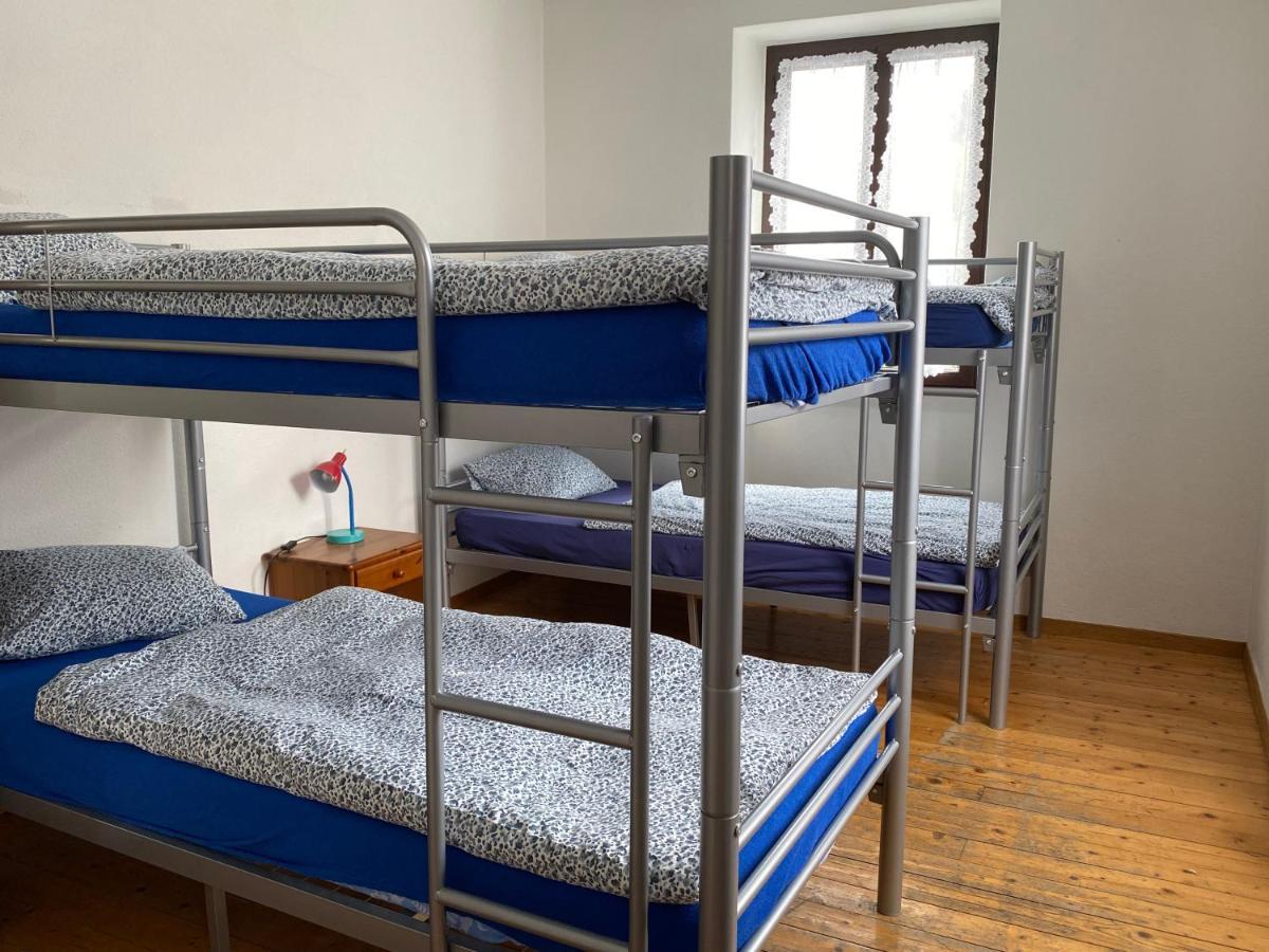 Ostello & Camping Riposo Hotel Losone Ngoại thất bức ảnh